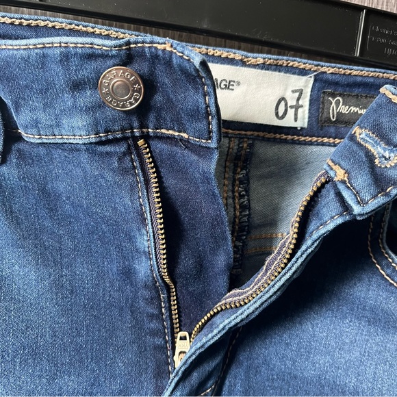 Garage High Waisted Shorts - Picture 3 of 6